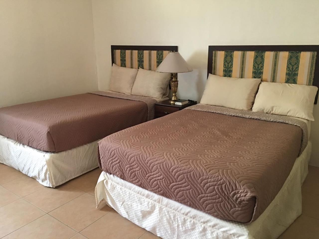 Casa Marina Bed And Breakfast Pagsanjan Экстерьер фото