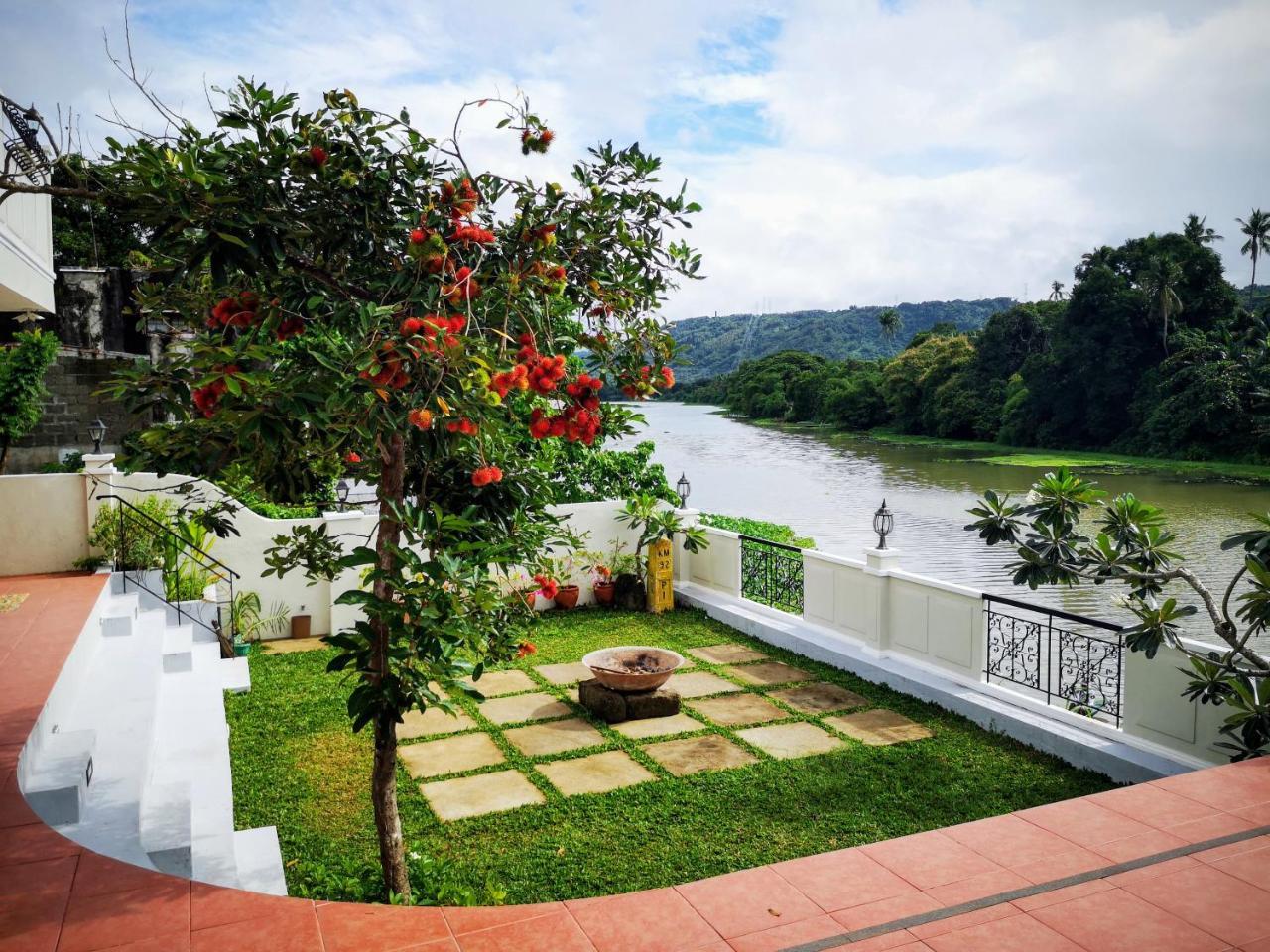 Casa Marina Bed And Breakfast Pagsanjan Экстерьер фото